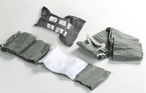 Sterilus spaudžiamasis tvarstis su plastikiniu spaudžiamuoju elementu